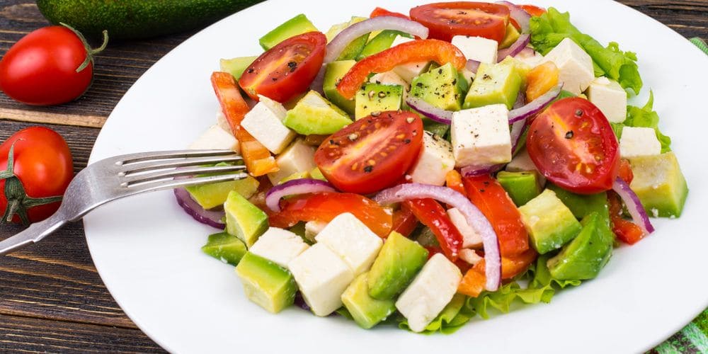 Salade Revitalisante pour une Silhouette Légère et un Corps Purifié