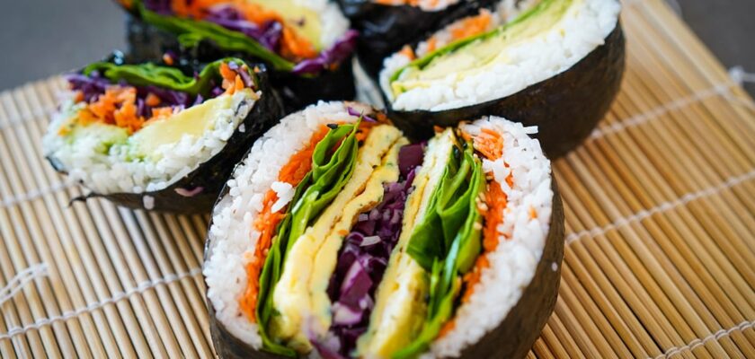 Sandwich de Riz Japonais (Onigirazu)